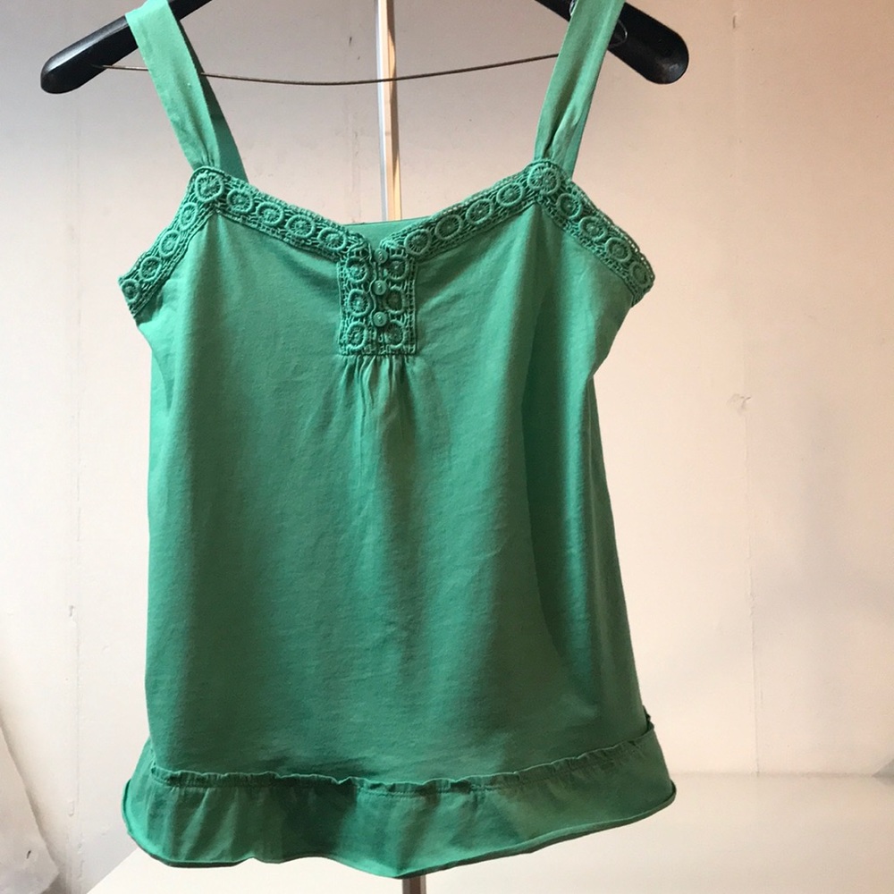 Crochet detail tank top